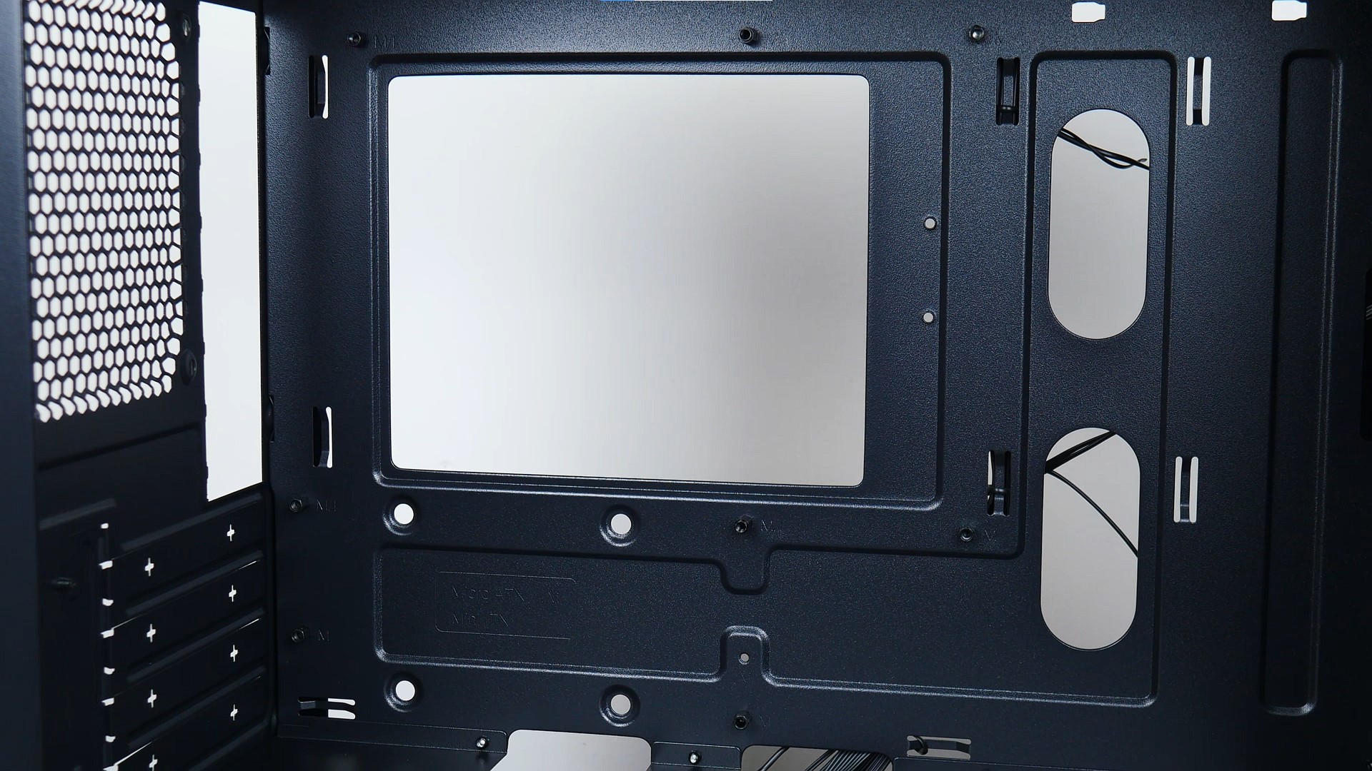 Review Cooler Master CMP 320 Micro ATX PC Case